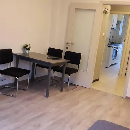 Arno's Place Appartamento Ostenda